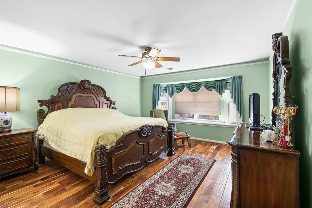 5602 Fountainbridge Ln Houston, TX 77069
