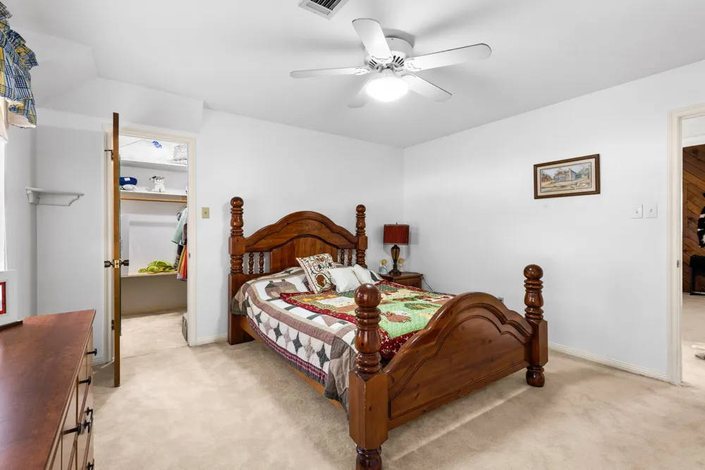 5602 Fountainbridge Ln Houston, TX 77069
