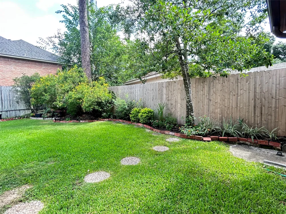 5602 Fountainbridge Ln Houston, TX 77069