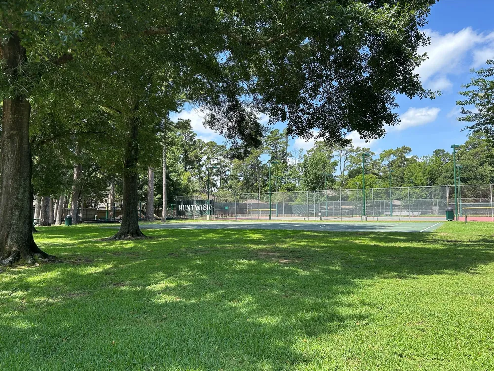 5602 Fountainbridge Ln Houston, TX 77069