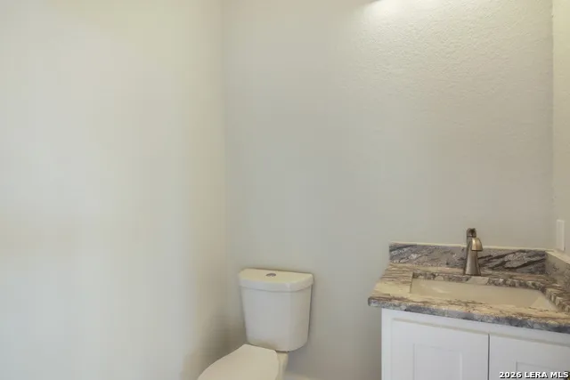 252 Venado Oaks Castroville, TX 78009