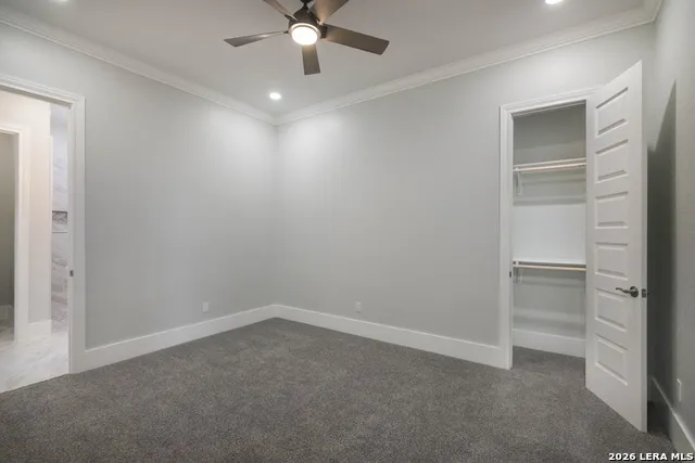 252 Venado Oaks Castroville, TX 78009