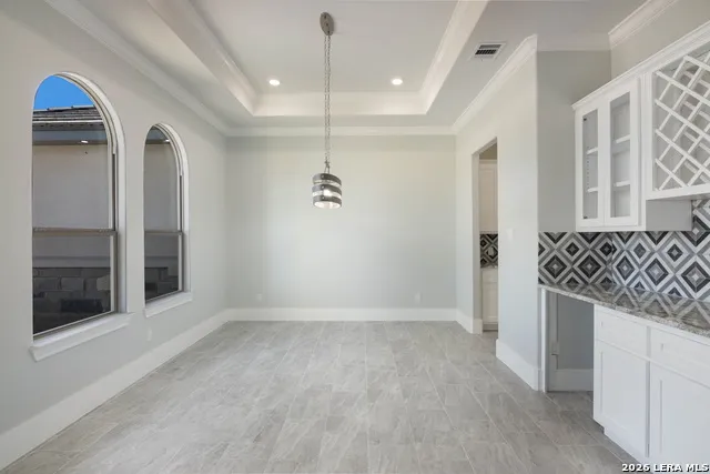252 Venado Oaks Castroville, TX 78009