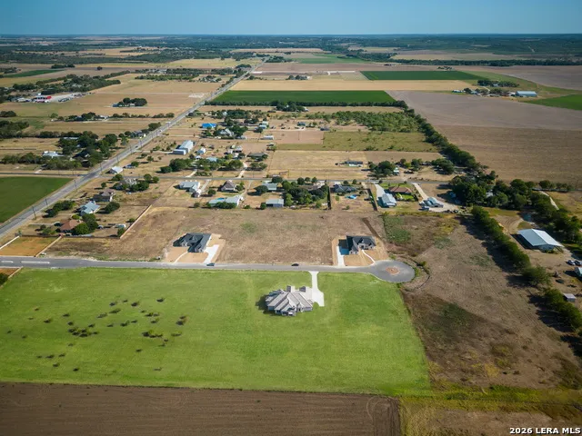 252 Venado Oaks Castroville, TX 78009
