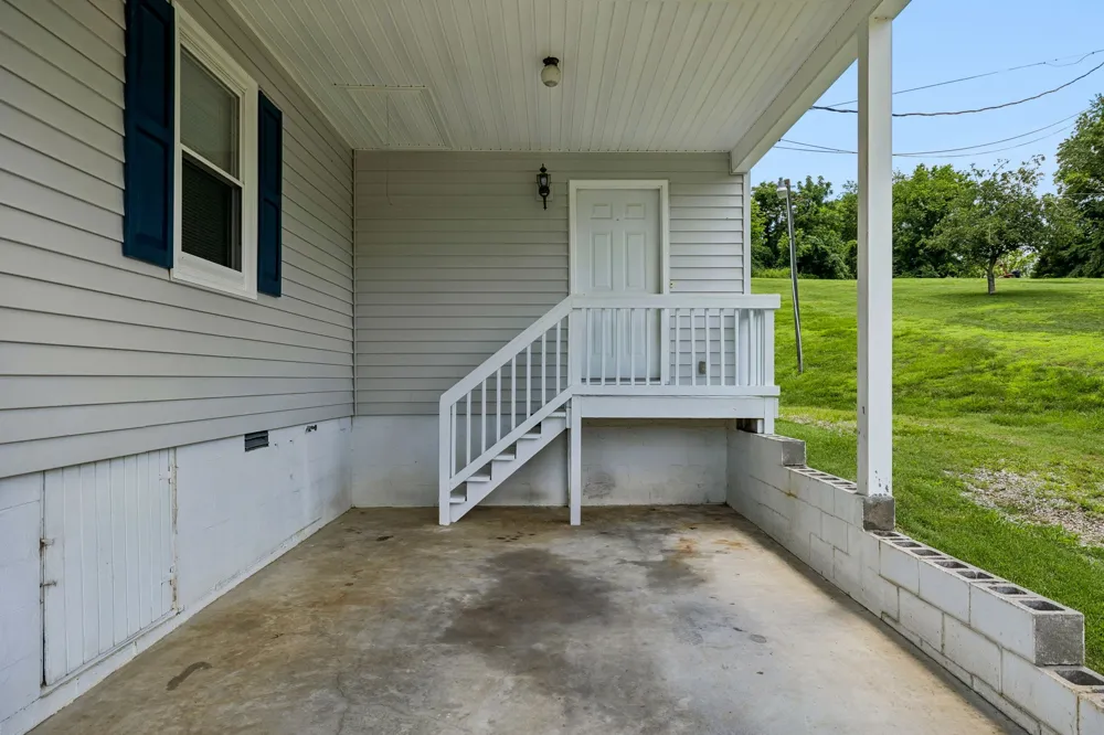 14 Morris Ln Pleasant Shade, TN 37145