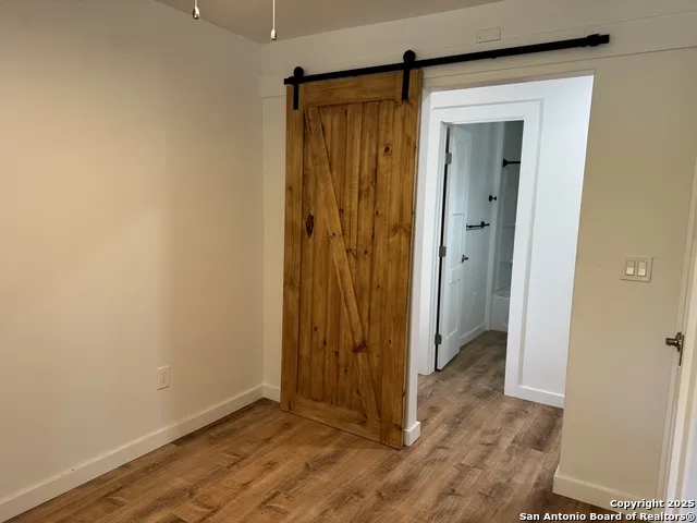 103 AMBER DR Comfort, TX 78013