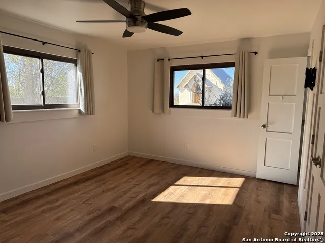 103 AMBER DR Comfort, TX 78013