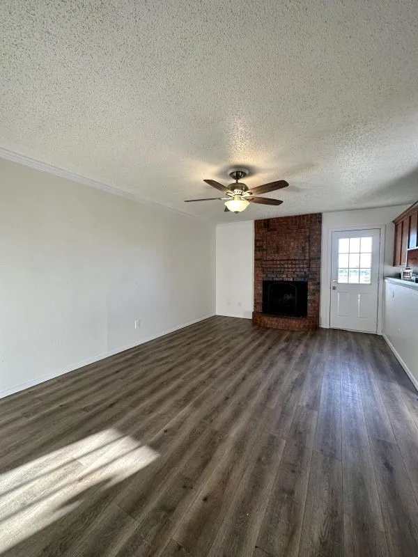 11204 Liberty School Road Pelican Bay, TX 76020