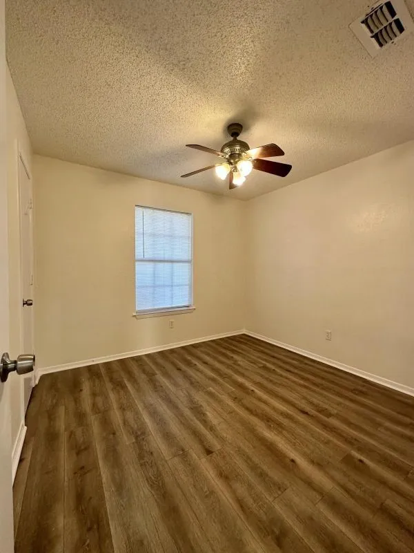 11204 Liberty School Road Pelican Bay, TX 76020