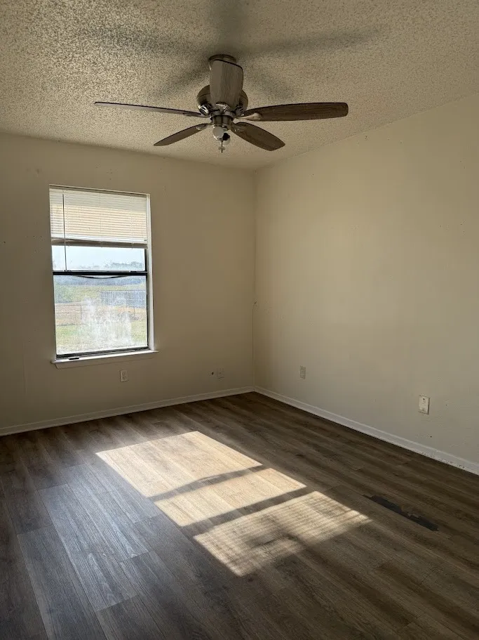11204 Liberty School Road Pelican Bay, TX 76020