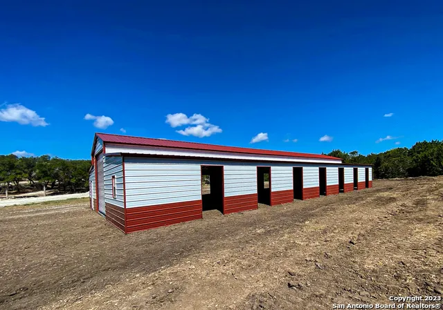 1841 Oak Meadows Canyon Lake, TX 78133