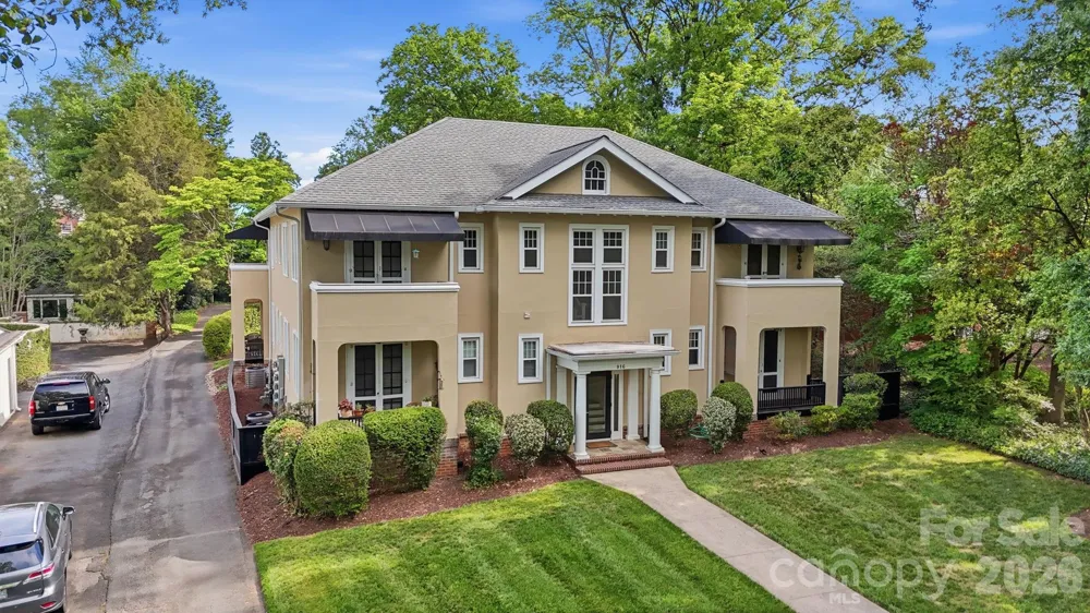 916 Bromley Road Charlotte, NC 28207