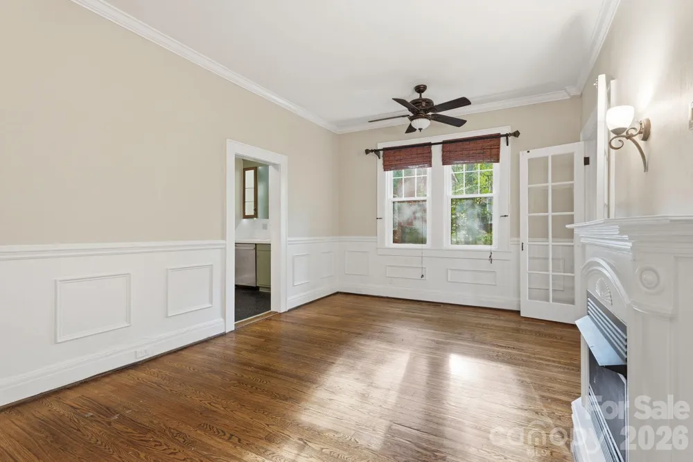 916 Bromley Road Charlotte, NC 28207