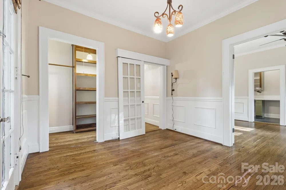916 Bromley Road Charlotte, NC 28207