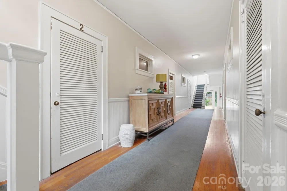 916 Bromley Road Charlotte, NC 28207