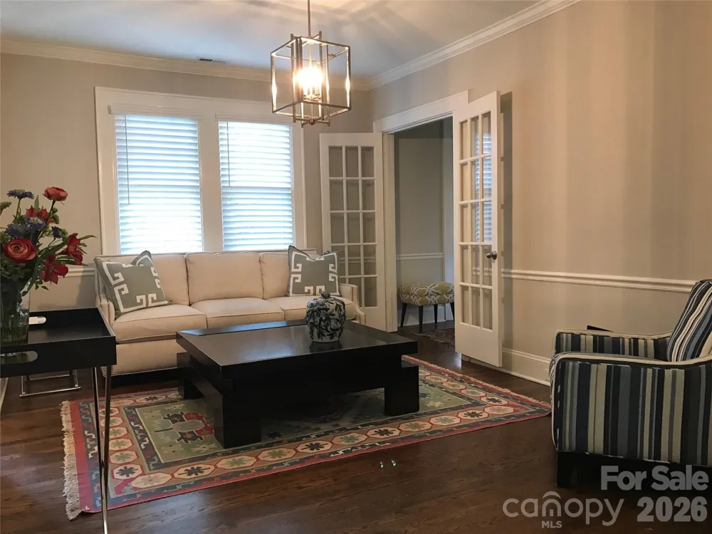 916 Bromley Road Charlotte, NC 28207