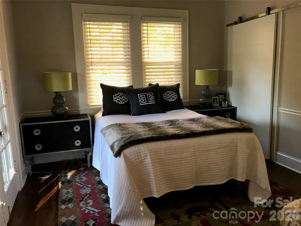 916 Bromley Road Charlotte, NC 28207