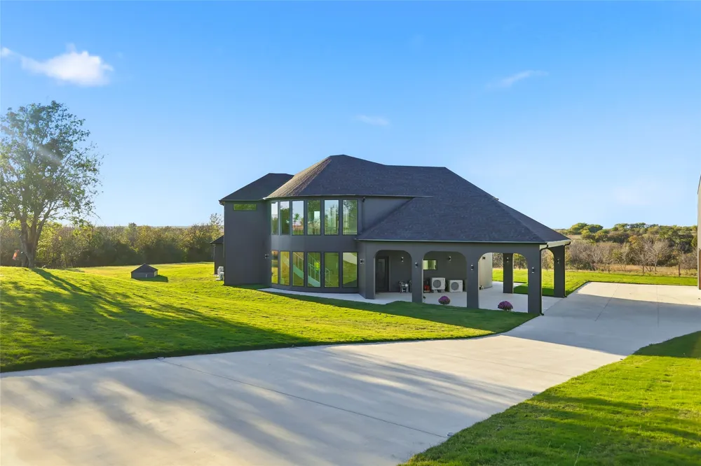 145 Rock Court Decatur, TX 76234