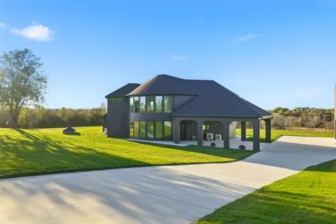 145 Rock Court