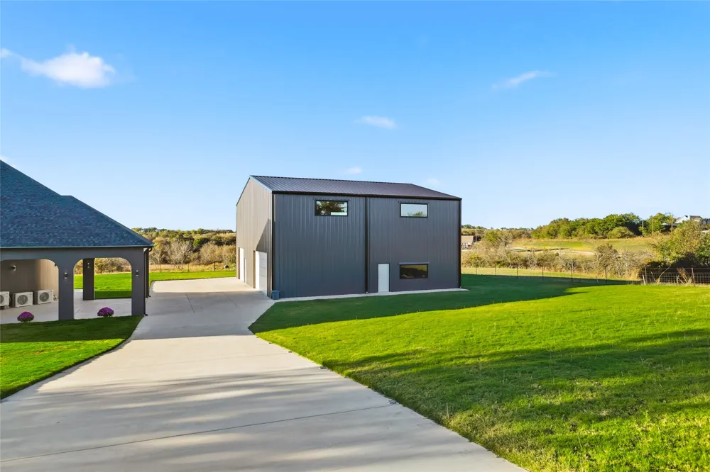 145 Rock Court Decatur, TX 76234