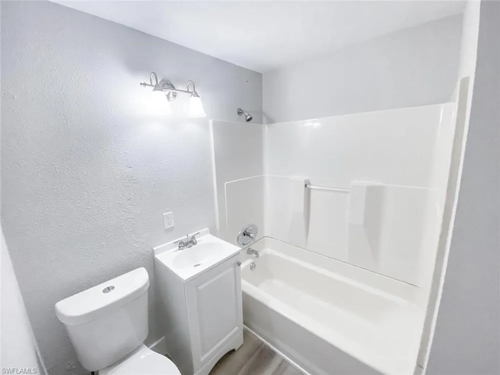 1526 Wood Road North Fort Myers, FL 33903