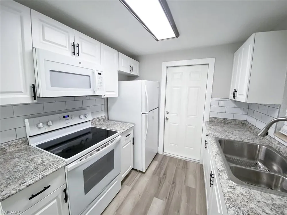 1526 Wood Road North Fort Myers, FL 33903