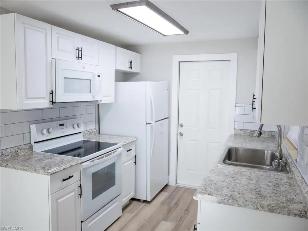 1526 Wood Road North Fort Myers, FL 33903
