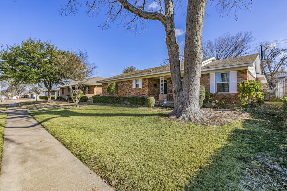 3910 Douglas Drive Garland, TX 75041