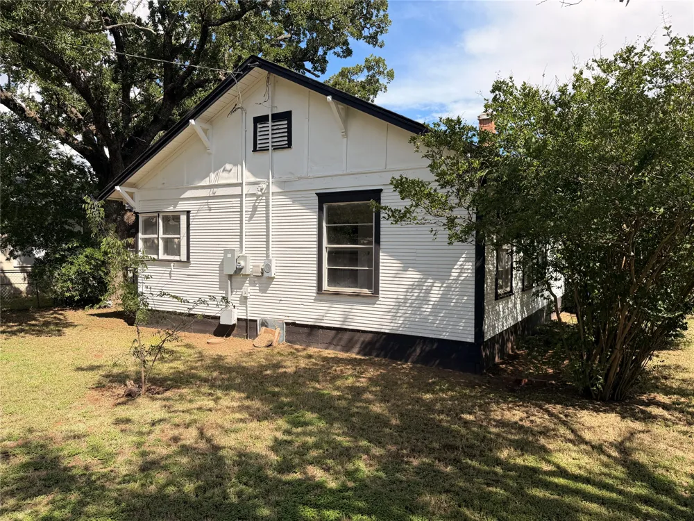 709 E 23rd Street Cisco, TX 76437