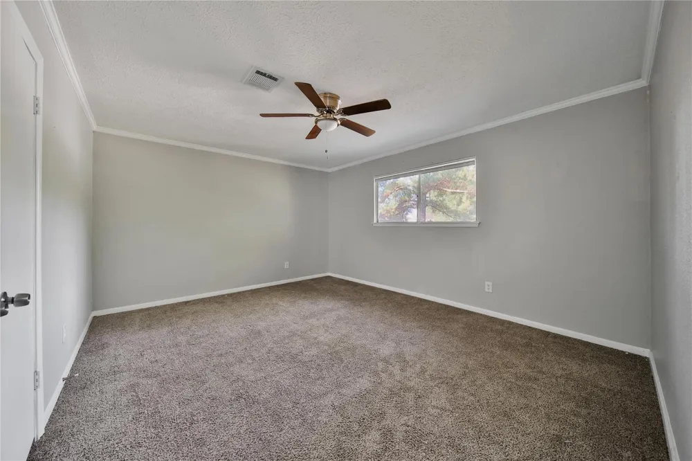10071 Woodhollow Drive Conroe, TX 77385