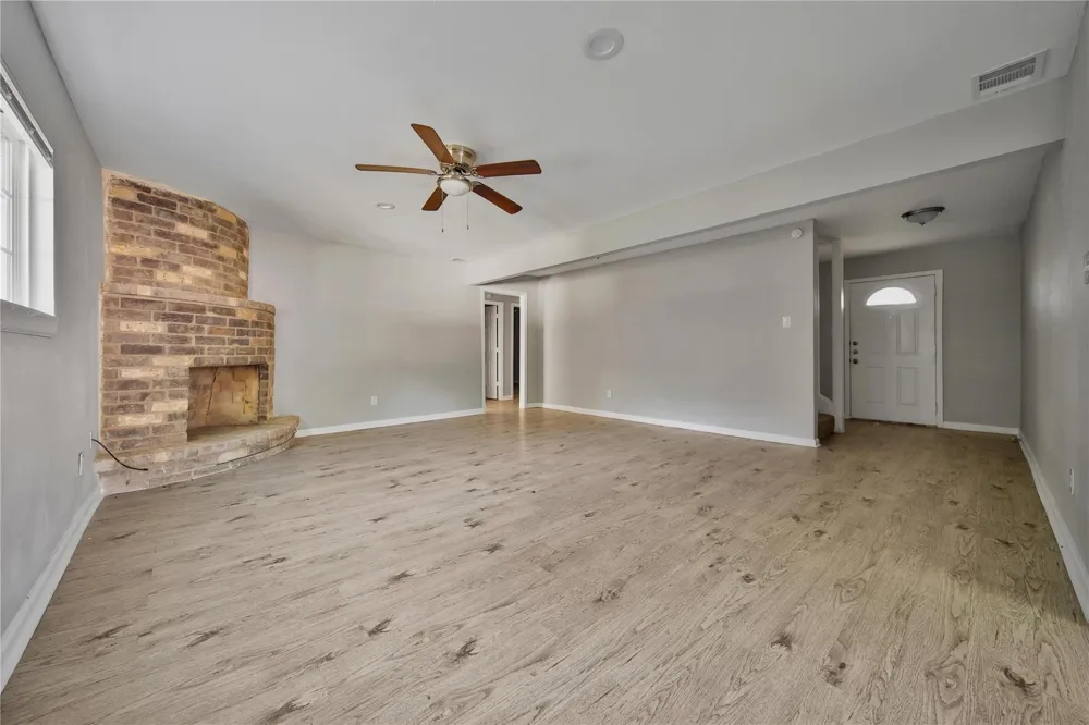 10071 Woodhollow Drive Conroe, TX 77385