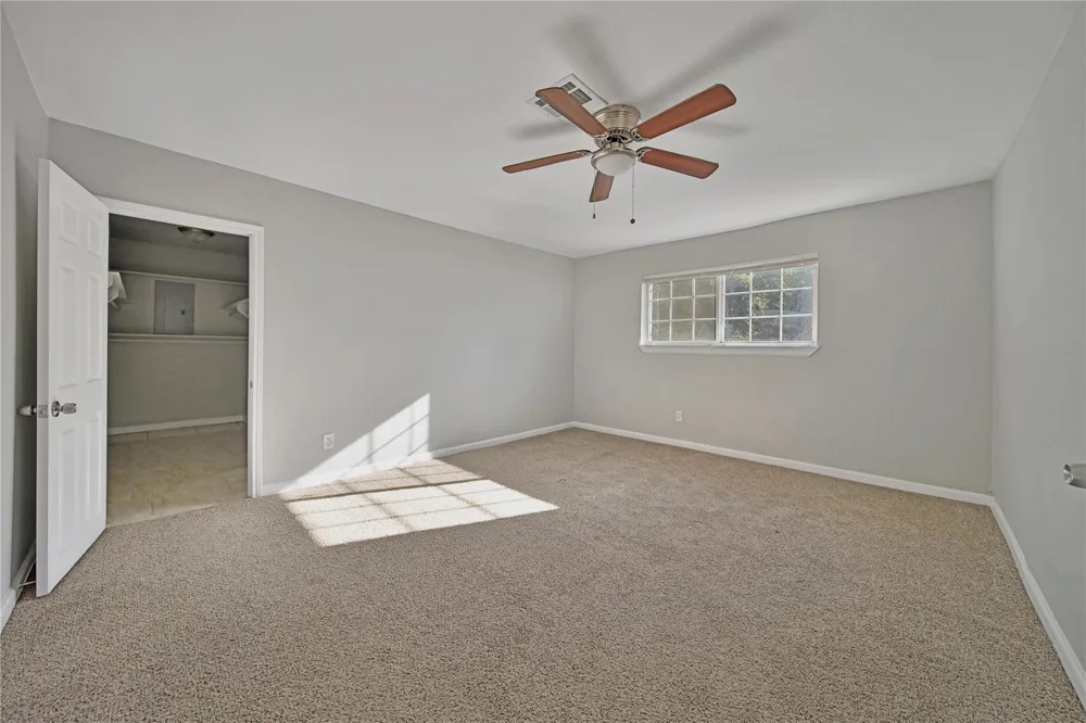 10071 Woodhollow Drive Conroe, TX 77385