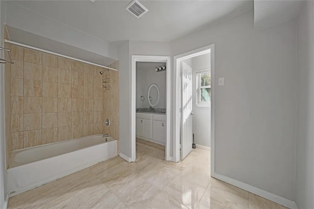 10071 Woodhollow Drive Conroe, TX 77385