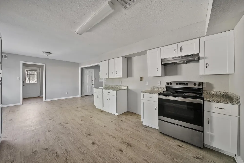 10071 Woodhollow Drive Conroe, TX 77385