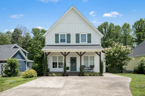 185 Evans Dr