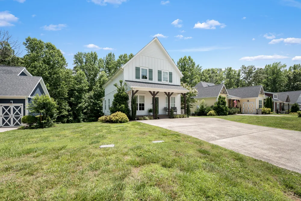 185 Evans Dr Tullahoma, TN 37388