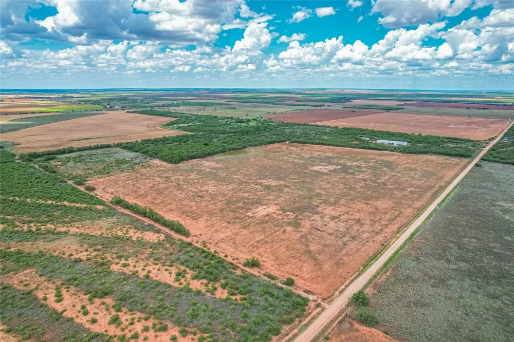 14867 County Road 407 Trent, TX 79561
