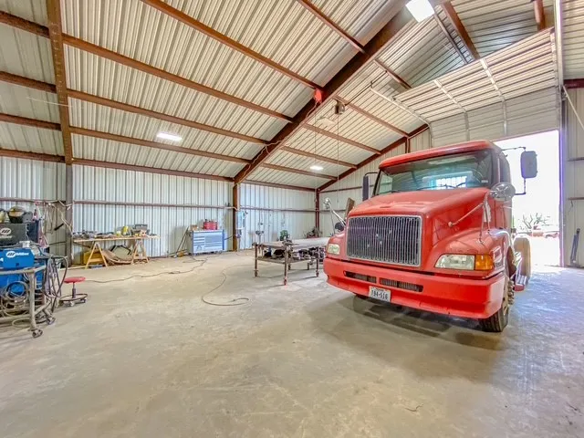 14867 County Road 407 Trent, TX 79561