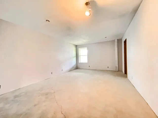 14867 County Road 407 Trent, TX 79561