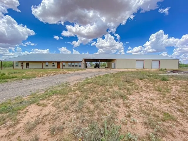 14867 County Road 407 Trent, TX 79561