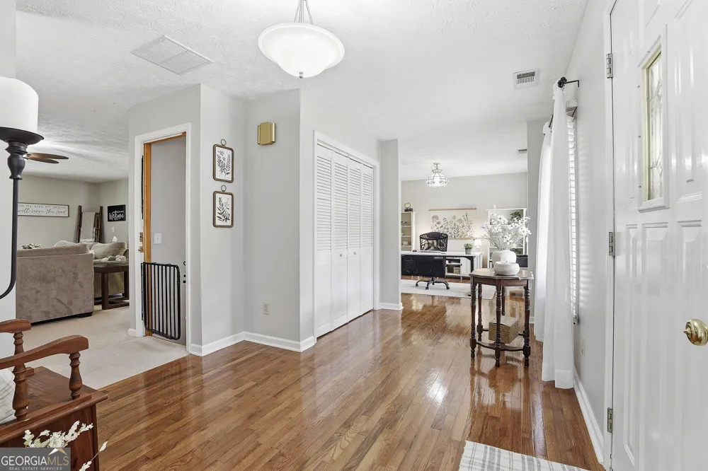 222 Lincoln RD Tyrone, GA 30290