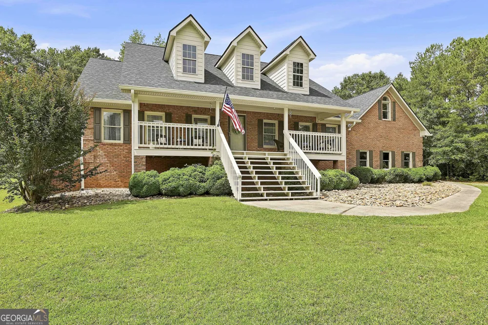 222 Lincoln RD Tyrone, GA 30290