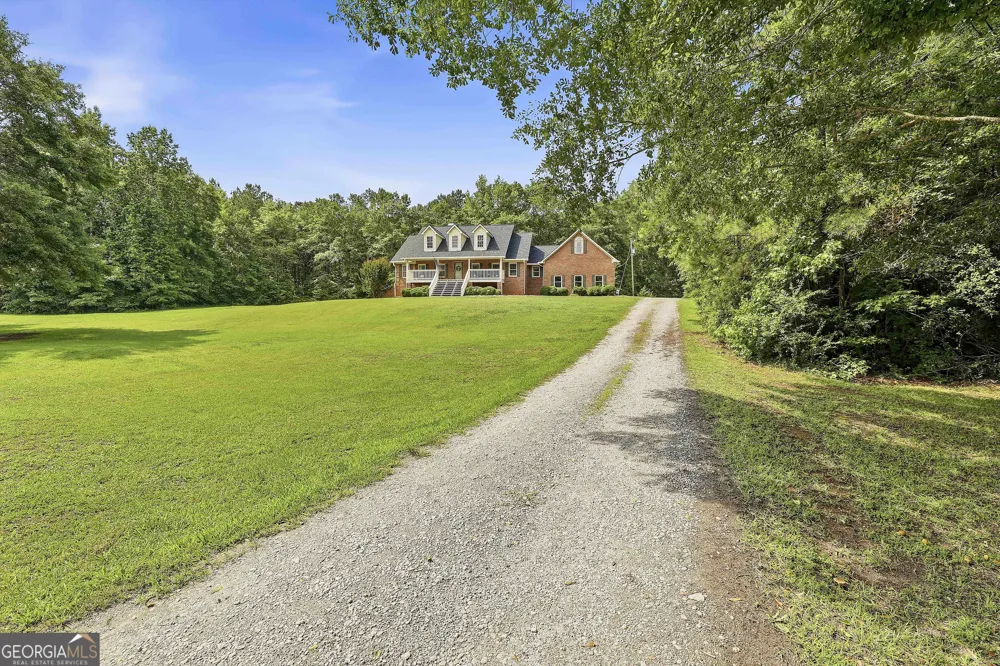 222 Lincoln RD Tyrone, GA 30290
