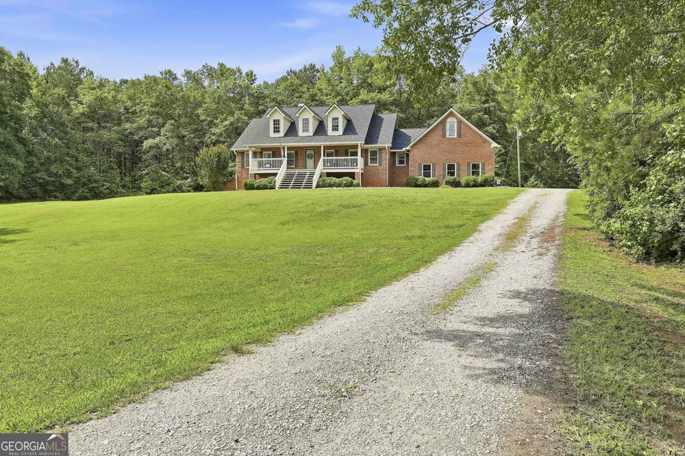 222 Lincoln RD Tyrone, GA 30290