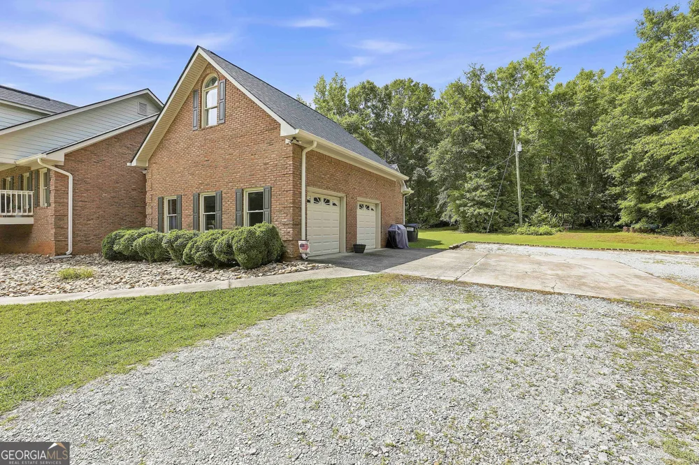 222 Lincoln RD Tyrone, GA 30290