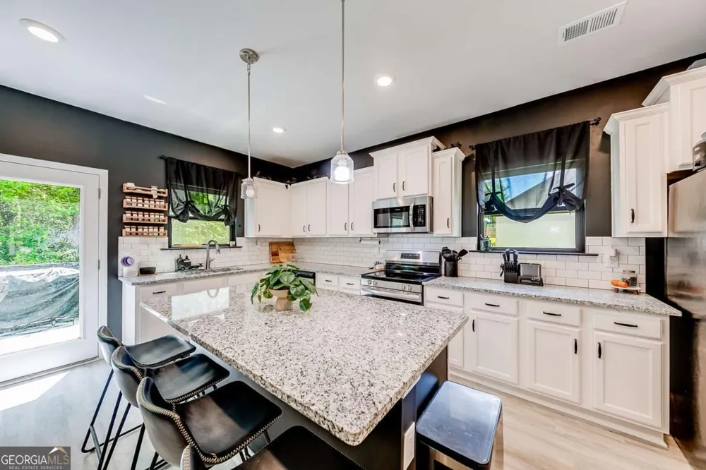 191 Eagle Heights DR Maysville, GA 30558