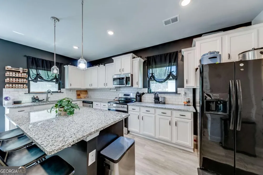 191 Eagle Heights DR Maysville, GA 30558