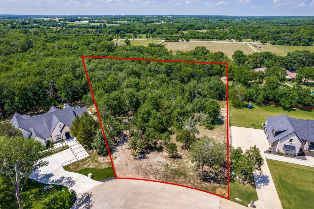 507 Charlie Joseph Drive Van Alstyne, TX 75495
