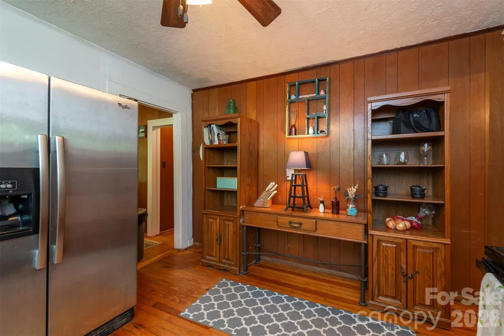 14 Border Street Black Mountain, NC 28711