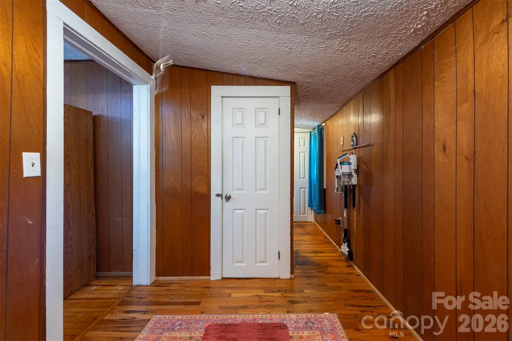 14 Border Street Black Mountain, NC 28711